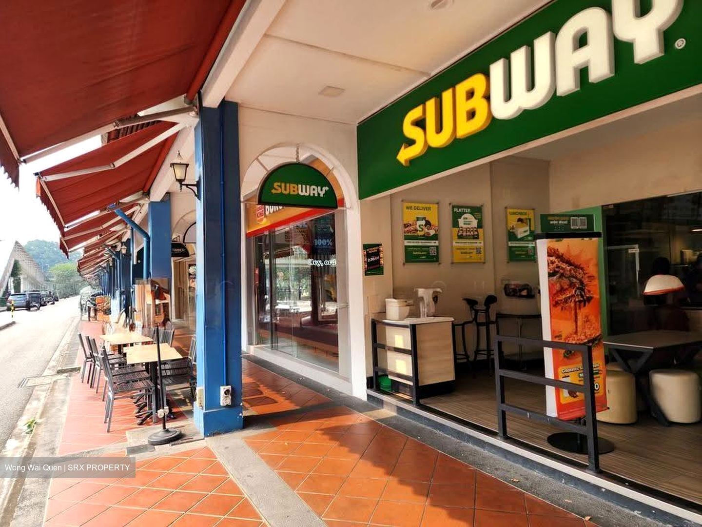 THE RAIL MALL (D23), Retail #639393261